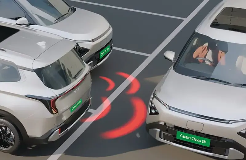 Rear Cross Traffic Collision Warning & Avoidance Assist (RCTA)